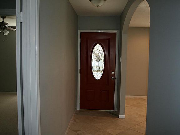 3rd image of 1609 Van Buren Dr
