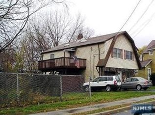 10 Pickens St, Little Ferry, NJ 07643