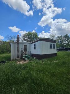 201 E A Ave, Livonia, MO, 63551