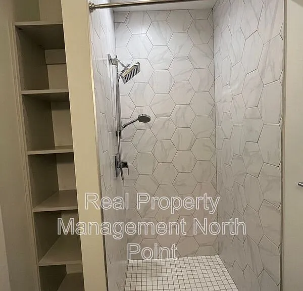 111 Birch St — Photo 34