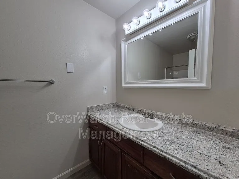 250 Oklahoma St #A — Photo 14