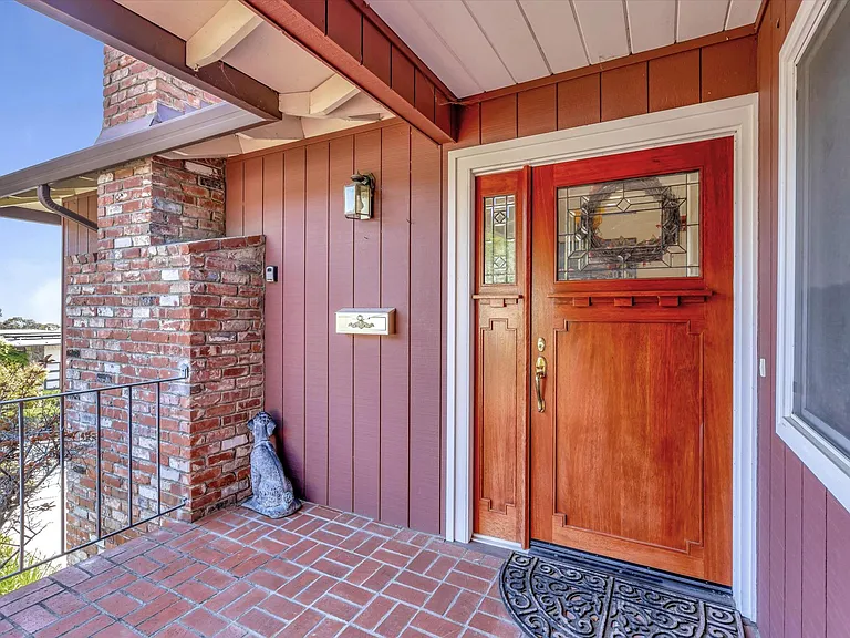 1548 Douglas Dr — Photo 5