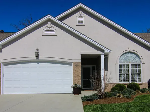 520 Greenway Landing Pl, Vinton, VA 24179