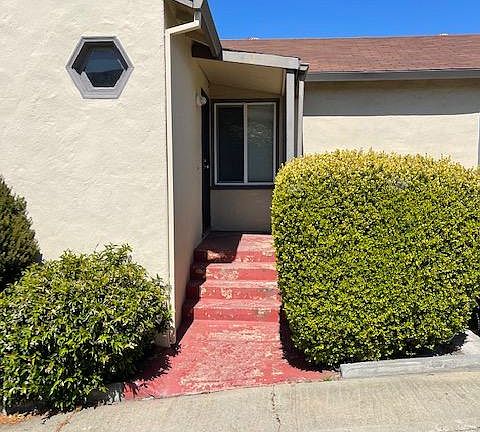 3rd image of 5306 Panama Ave
