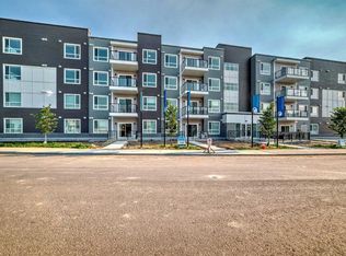 33 N Carringham Gate NW #2206, Calgary, AB T3P1W1