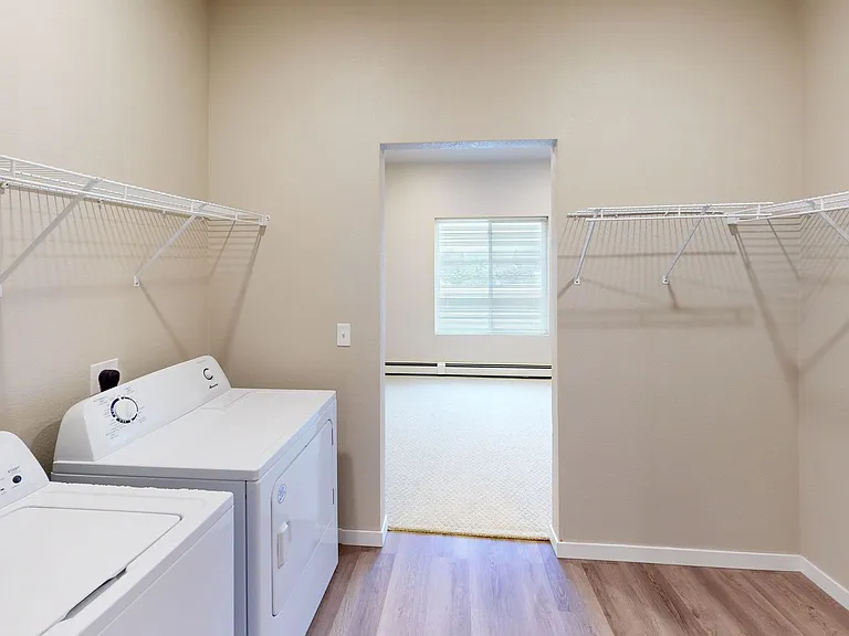 The Plains Apartments — Photo 38