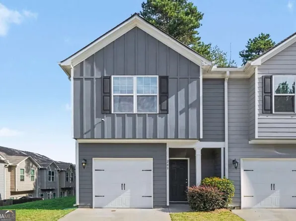 209 Highwood Ln, East Pt, GA 30344