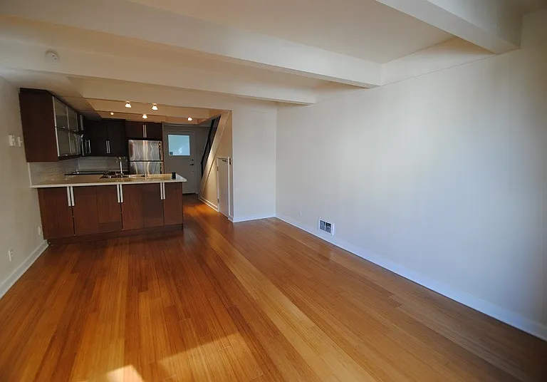 39 Etruria St #3 — Photo 3
