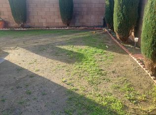 1650 E 220th St, Carson, CA 90745