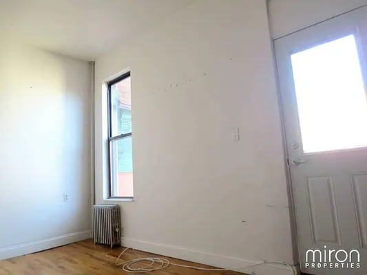 Rented by Miron Properties | media 26