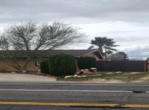 2nd image of 13464 Kiowa Rd