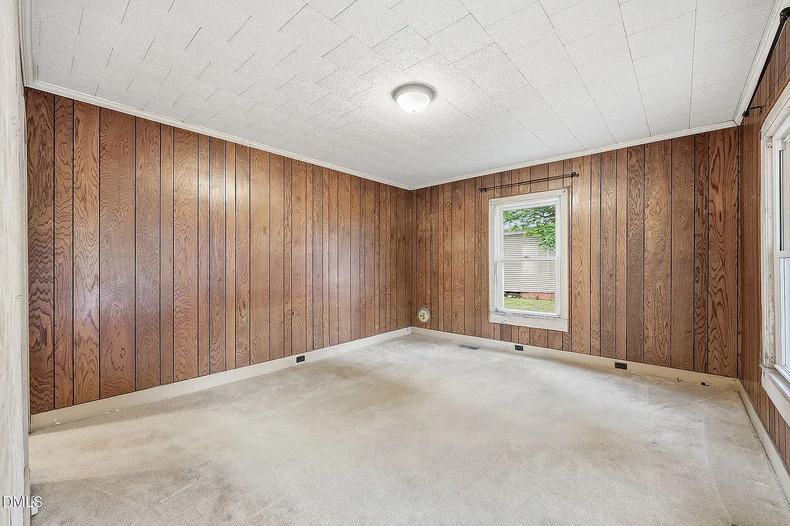 2 bed, 927 sqft, $1,000 — Photo 3