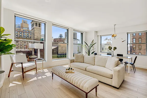 Sold by Compass | media 3