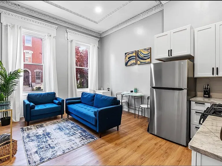 1527 Green St #1F — Photo 1