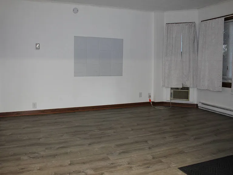 809 Calhoun St #B — Photo 3