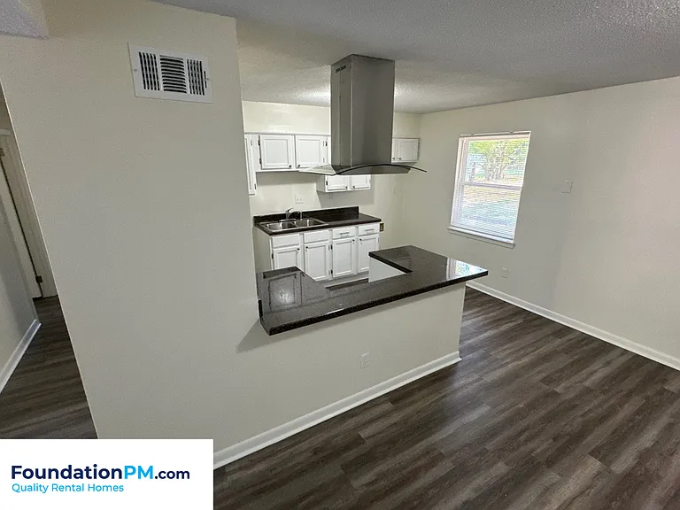 5330 Whitworth Rd — Photo 12