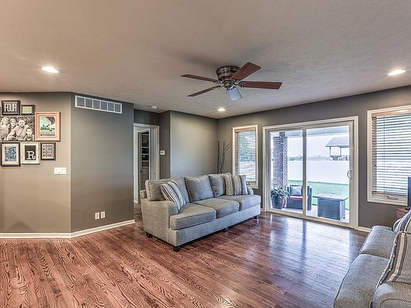 4th image of 21526 Amber Cir
