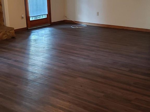 3rd image of 7519 India Ave