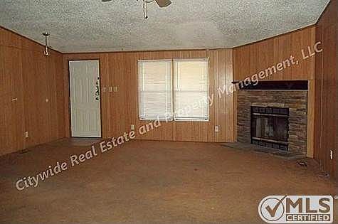 5th image of 807 Park Creek Ave