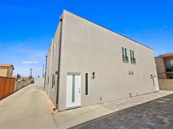 647 W 92nd St, Los Angeles, CA 90044