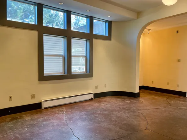 1518 SE 50th Ave #1, Portland, OR 97215