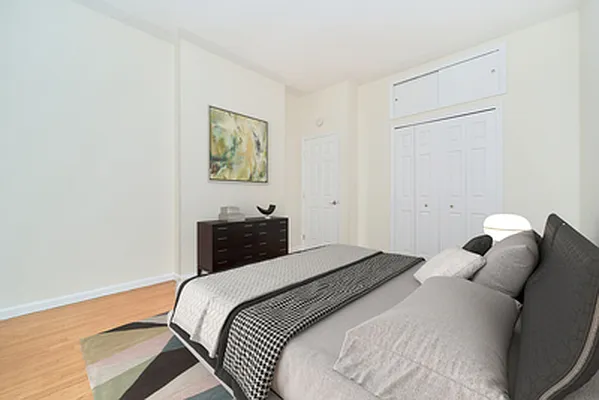 Rented by Living New York | media 10