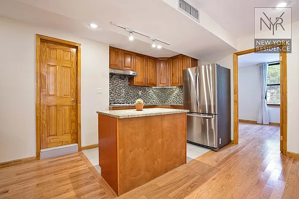 Rented by New York Residence | media 2