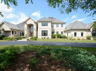 13808 N Martin Way, Mequon, WI 53097