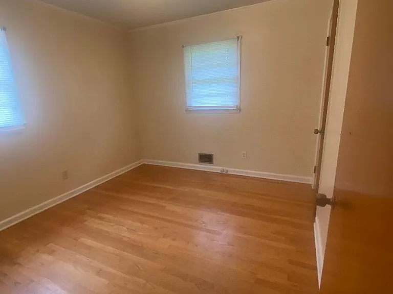 2997 Laney Ave — Photo 1