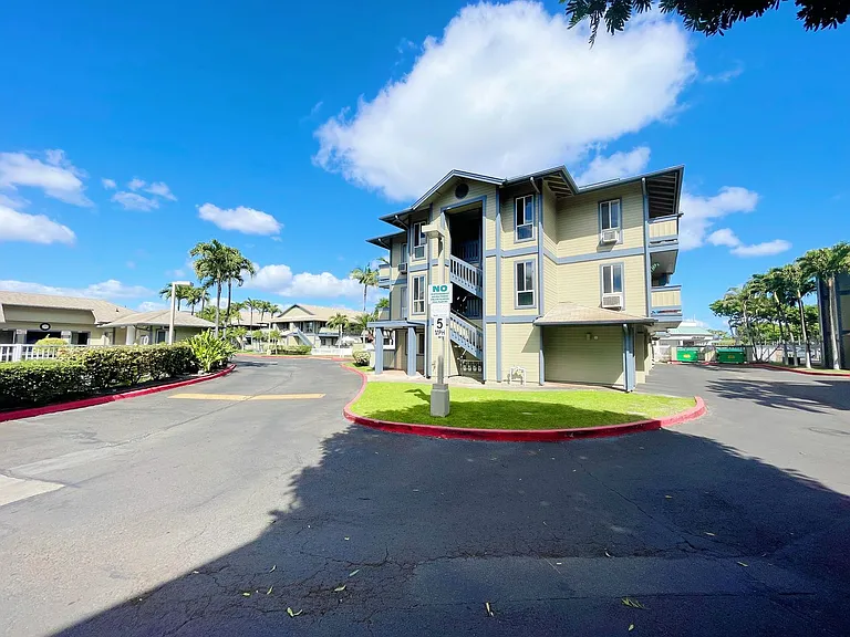 91-238 Hanapouli Cir #27I — Photo 17