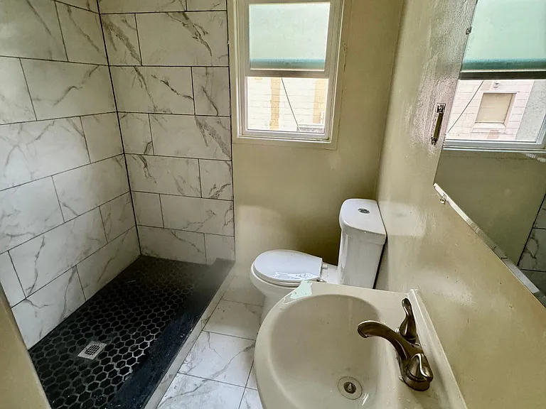 1221 S 8th St #1 — Photo 10