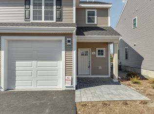 Redtail Crossing, Wrentham, MA 02093