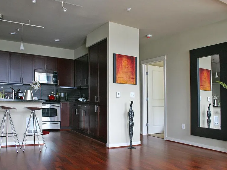 125 Ferncliff Ave NE — Photo 3