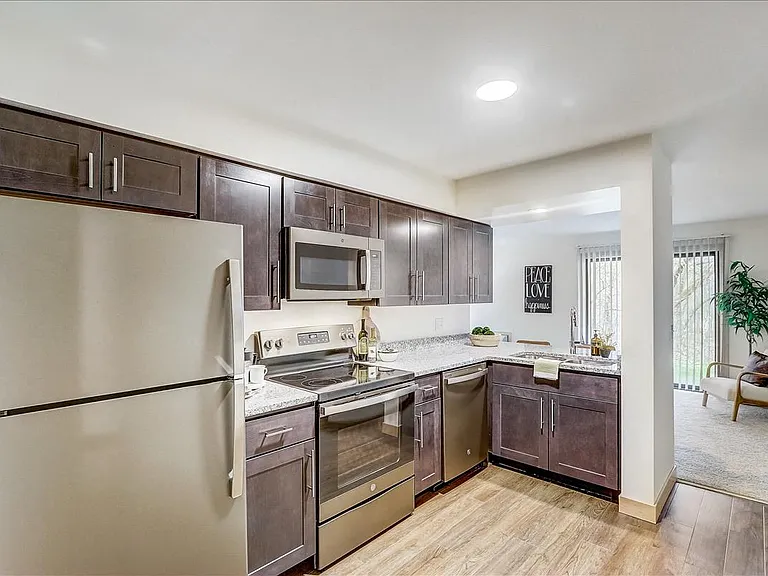 Forest Ridge — Photo 14