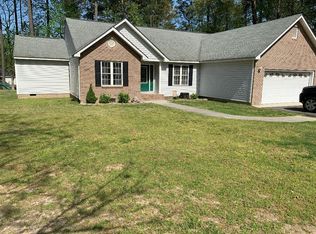 420 Jasper Ln, Waverly, VA 23890