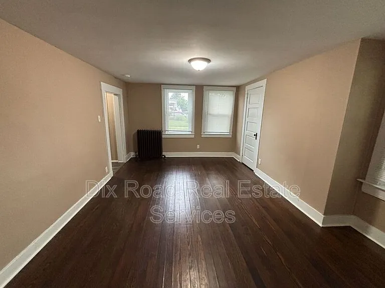 1581 Madison Ave — Photo 9