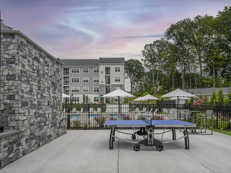 Woodside Trumbull — Photo 9