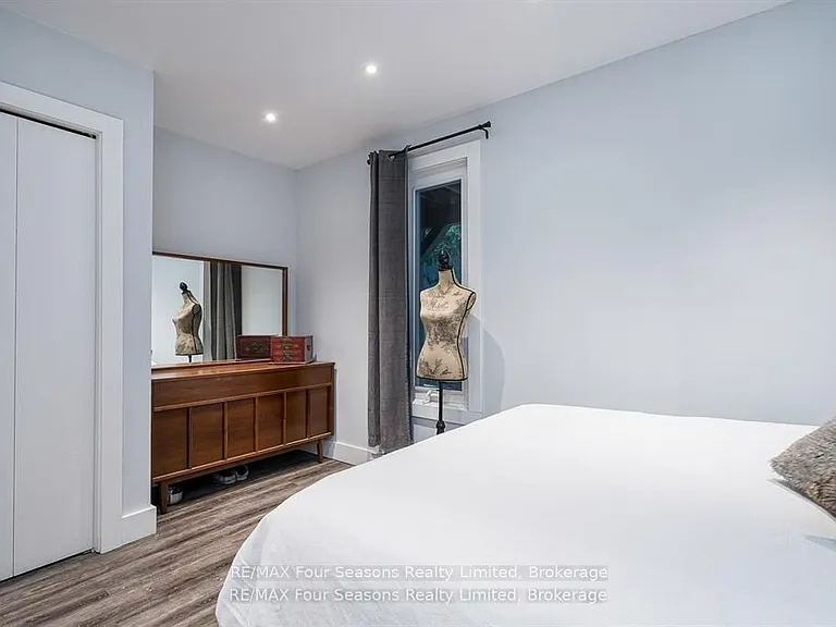 5 Dawson Dr #326 — Photo 16