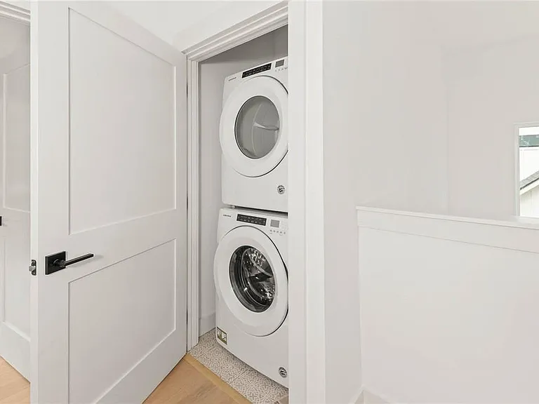3321 Hemlock Ave #2 — Photo 26