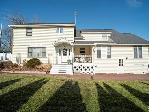 5653 E Davey Rd, Brewerton, NY 13029