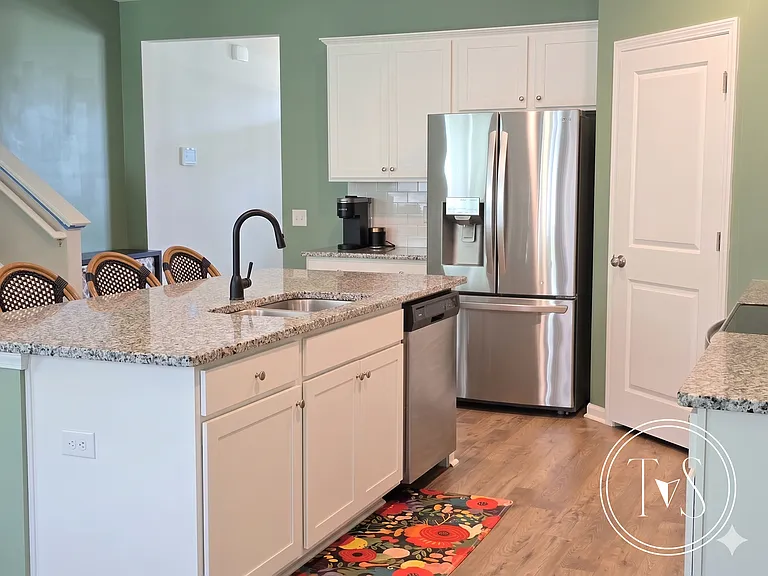 202 Sugar Pine Dr — Photo 8