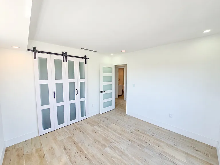 2921 SW 10th St #38 — Photo 13
