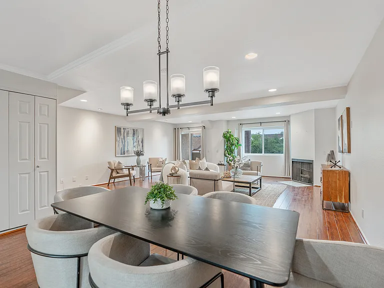 2310 N Fairview St #210 — Photo 23