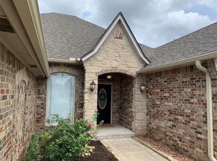 2311 Whispering Pine Blvd, Shawnee, OK 74804