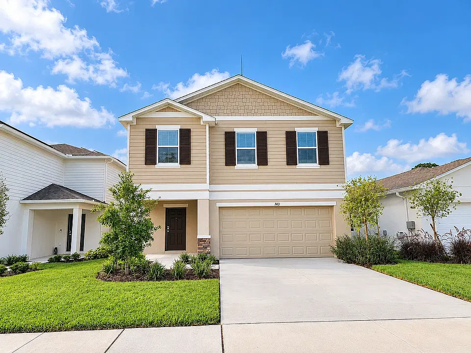 743 Hazelwood Ct
