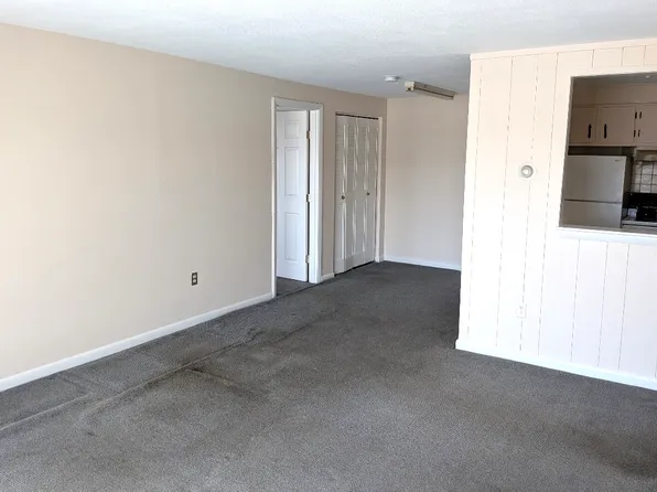 20 Williamsburg Ct, Shrewsbury, MA