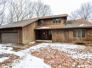 11 Upper Downs Dr, Killingly, CT 06239