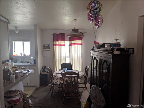 5th image of 503 N Larch Ave
