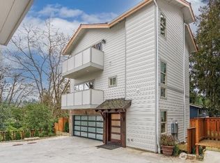 13716 30 Avenue NE #B, Seattle, WA