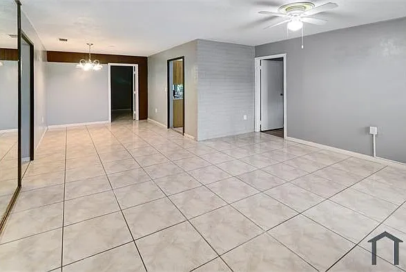 8341 NW 25th St — Photo 12